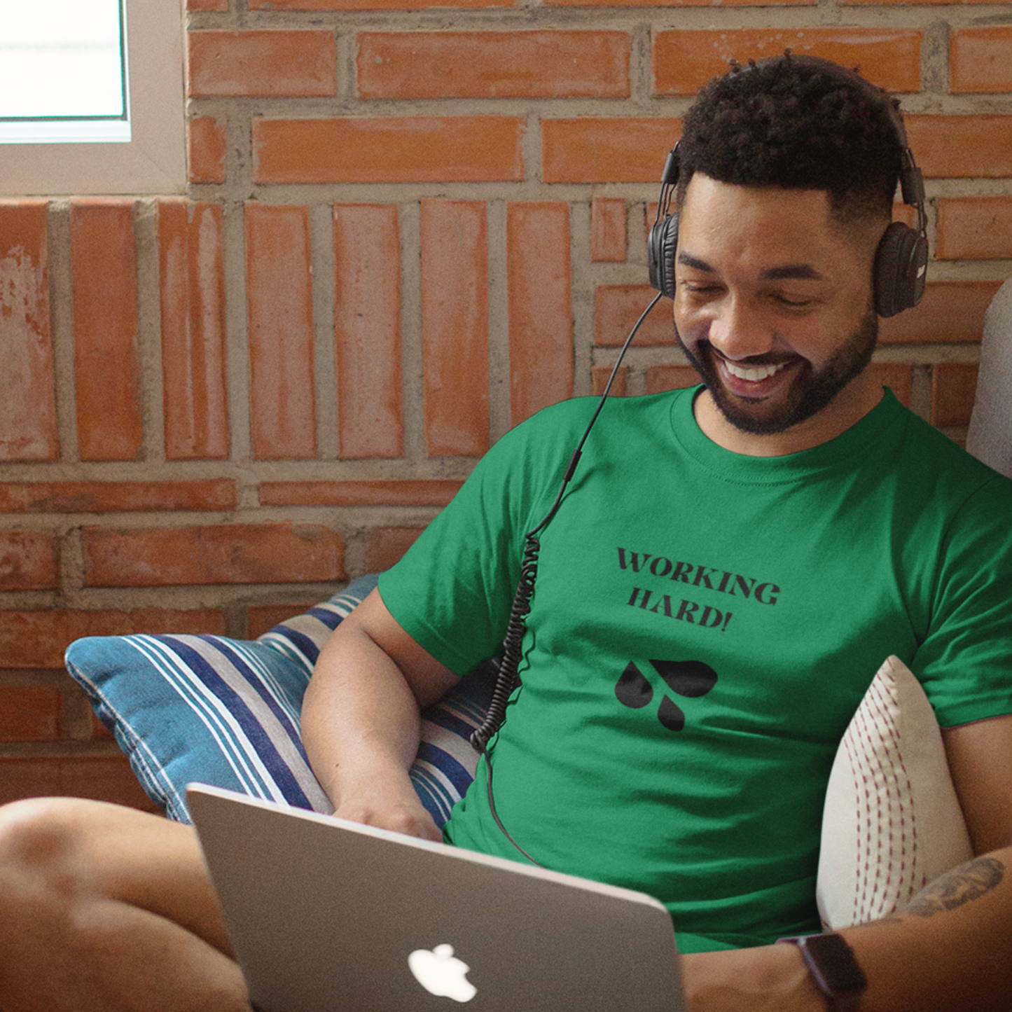 Working hard inspirational words t shirts, t shirts that encourage, t shirts gift for friends t shirts lauds hard work
