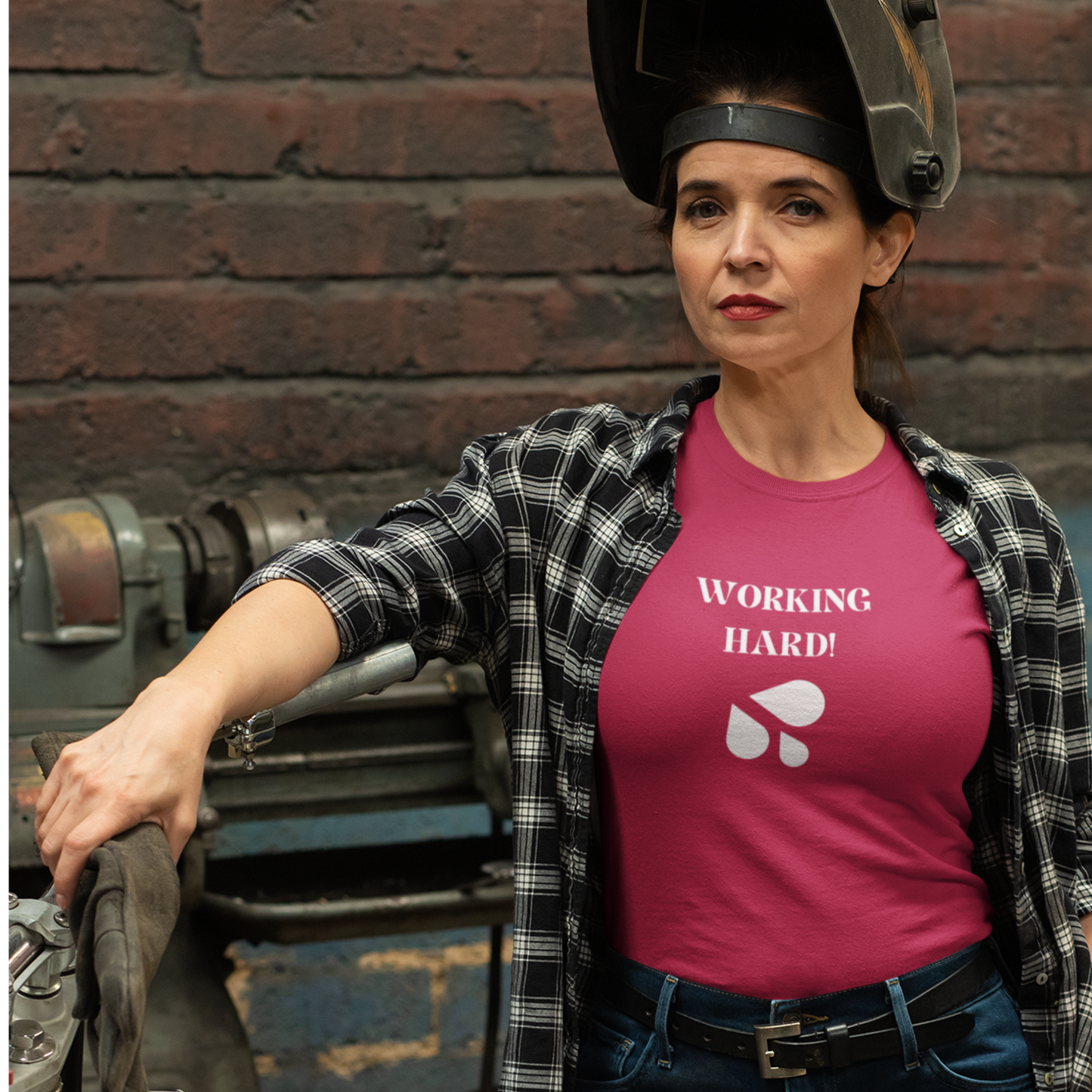 Working hard inspirational words t shirts, t shirts that encourage, t shirts gift for friends t shirts lauds hard work