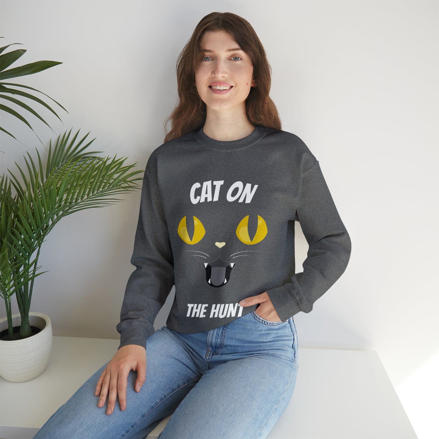 SCARY CAT HALLOWEEN SWEATSHIRT