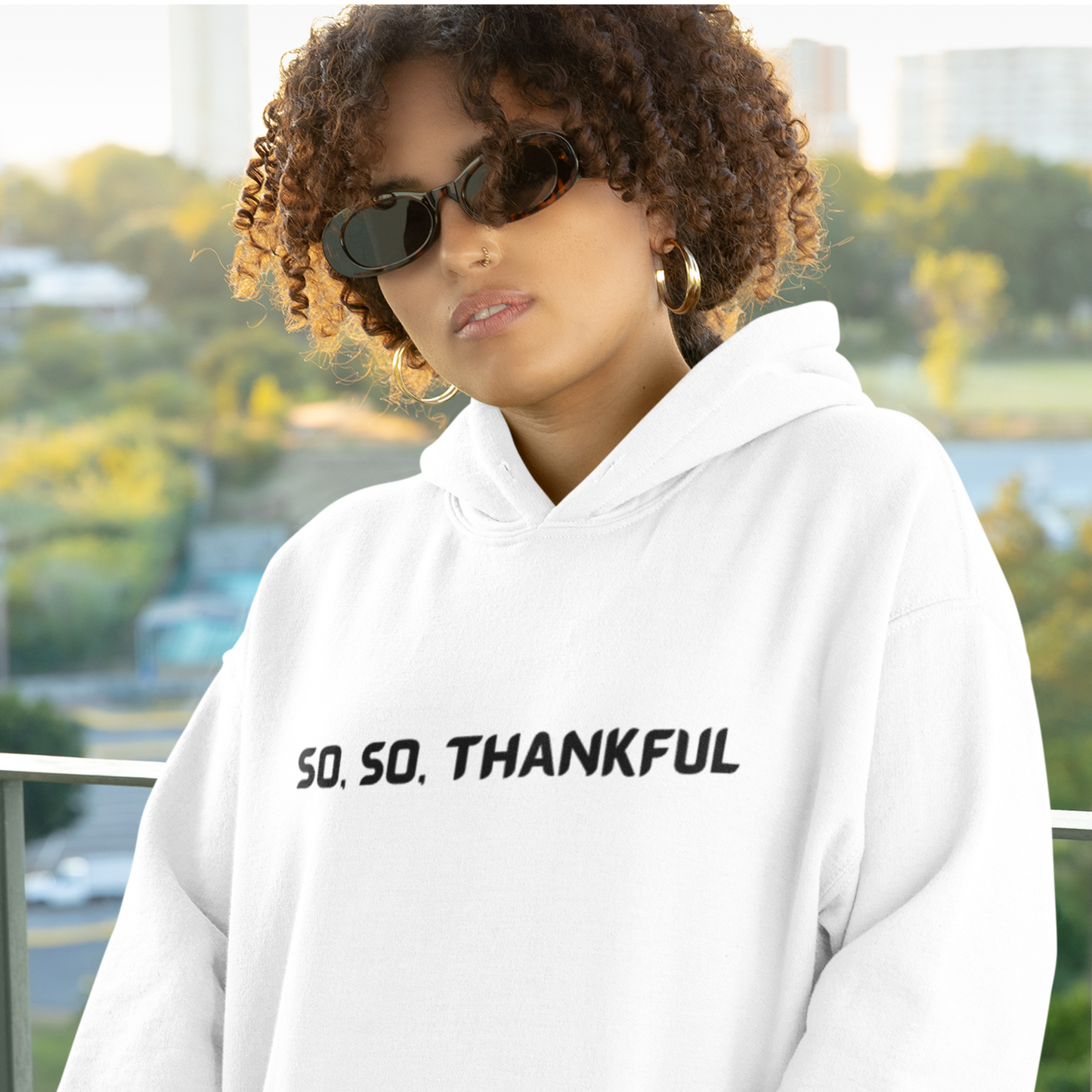 SO.SO THANKFUL UNISEX HOODED SWEATSHIRT WITH INSPIRATIONAL WORDS